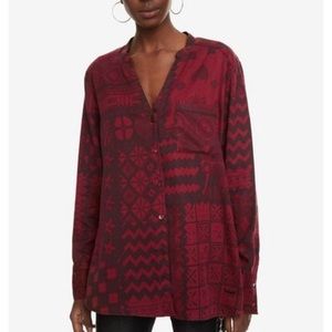 Desigual XS button up shirt in great condition